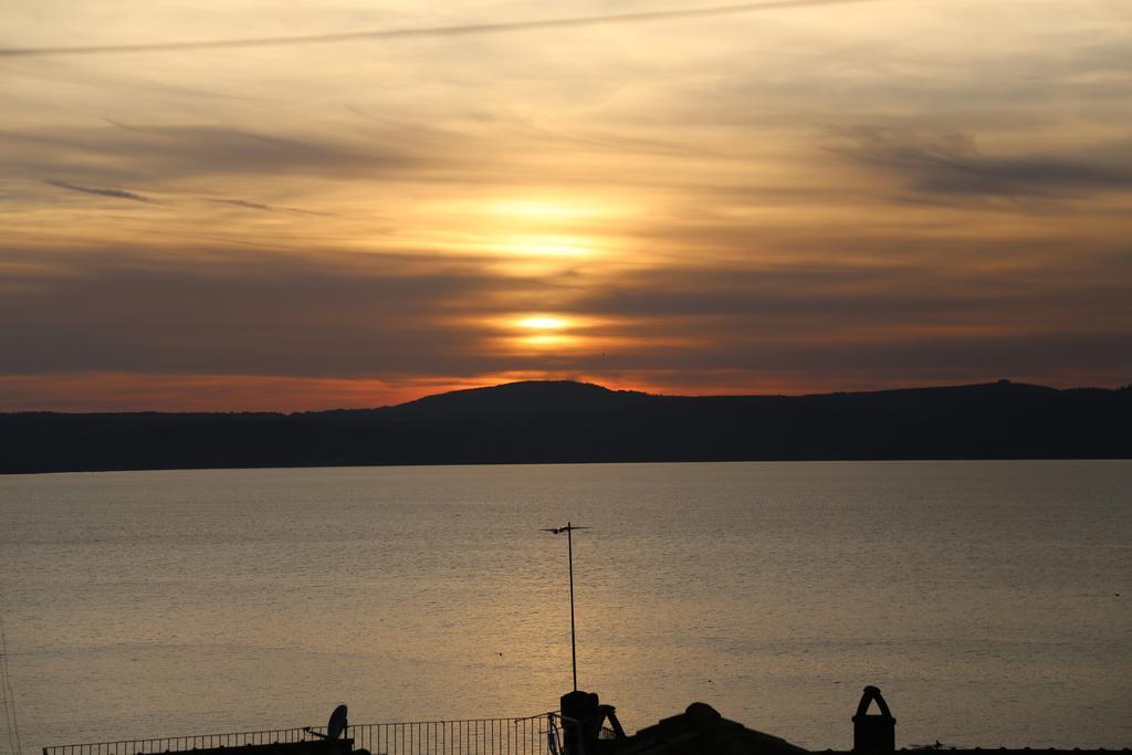 La Dimora Di Checchino Bed and Breakfast Anguillara Sabazia Εξωτερικό φωτογραφία