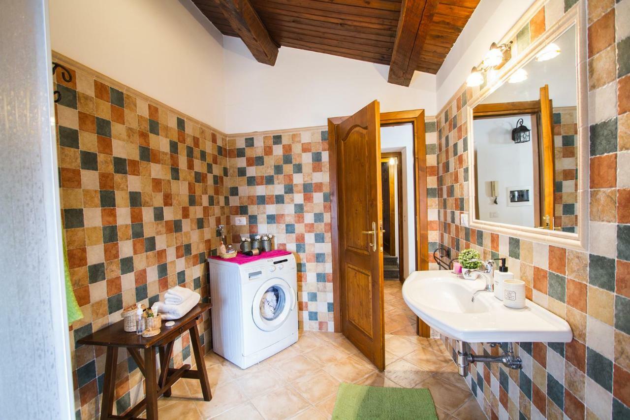 La Dimora Di Checchino Bed and Breakfast Anguillara Sabazia Εξωτερικό φωτογραφία